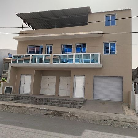 J Martins Apart Hotel Tarrafal  Bagian luar foto
