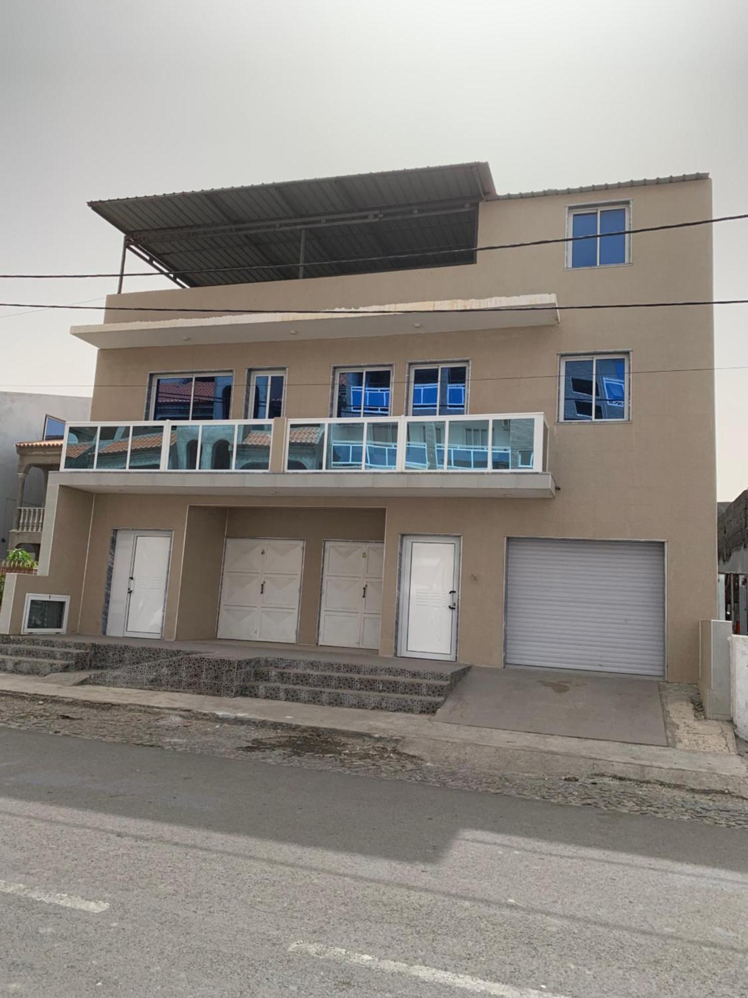 J Martins Apart Hotel Tarrafal  Bagian luar foto